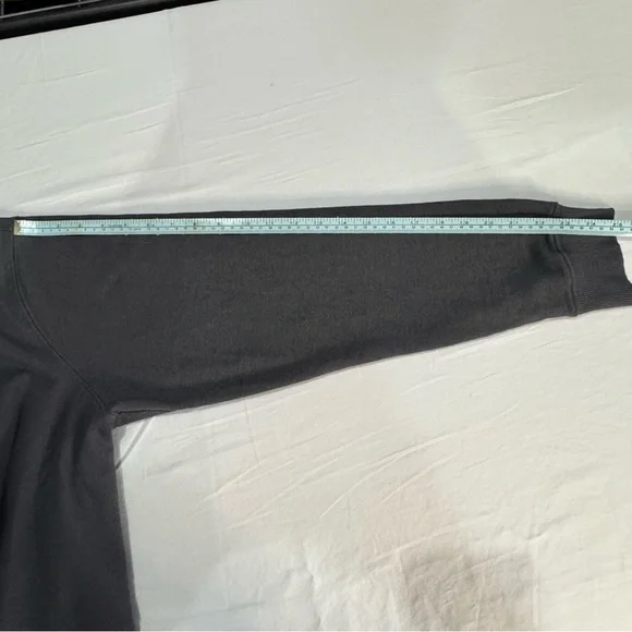 Hot Topic Pink Graphic Black Crewneck Unisex Retro Sweatshirt ‘Just A Vibe’ XL - Picture 10 of 11